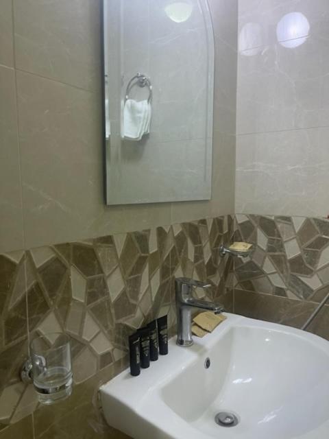 معيذر للشقق المفروشه Doha Exterior photo